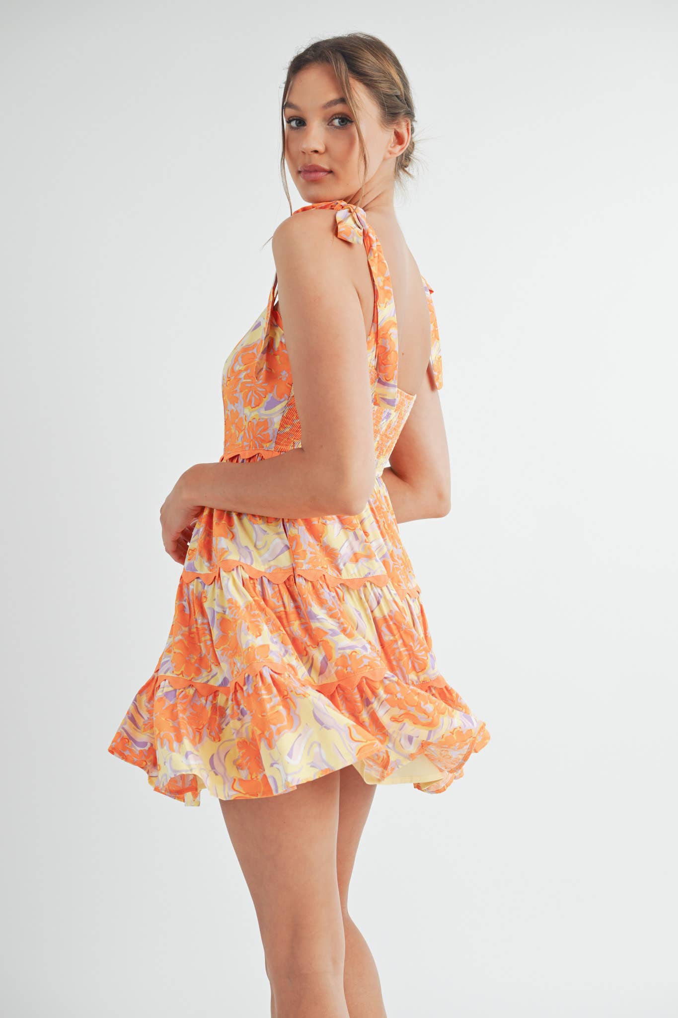 EXCLUSIVE PRINT FLORAL TIERED SCALLOP TRIM MINI DRS