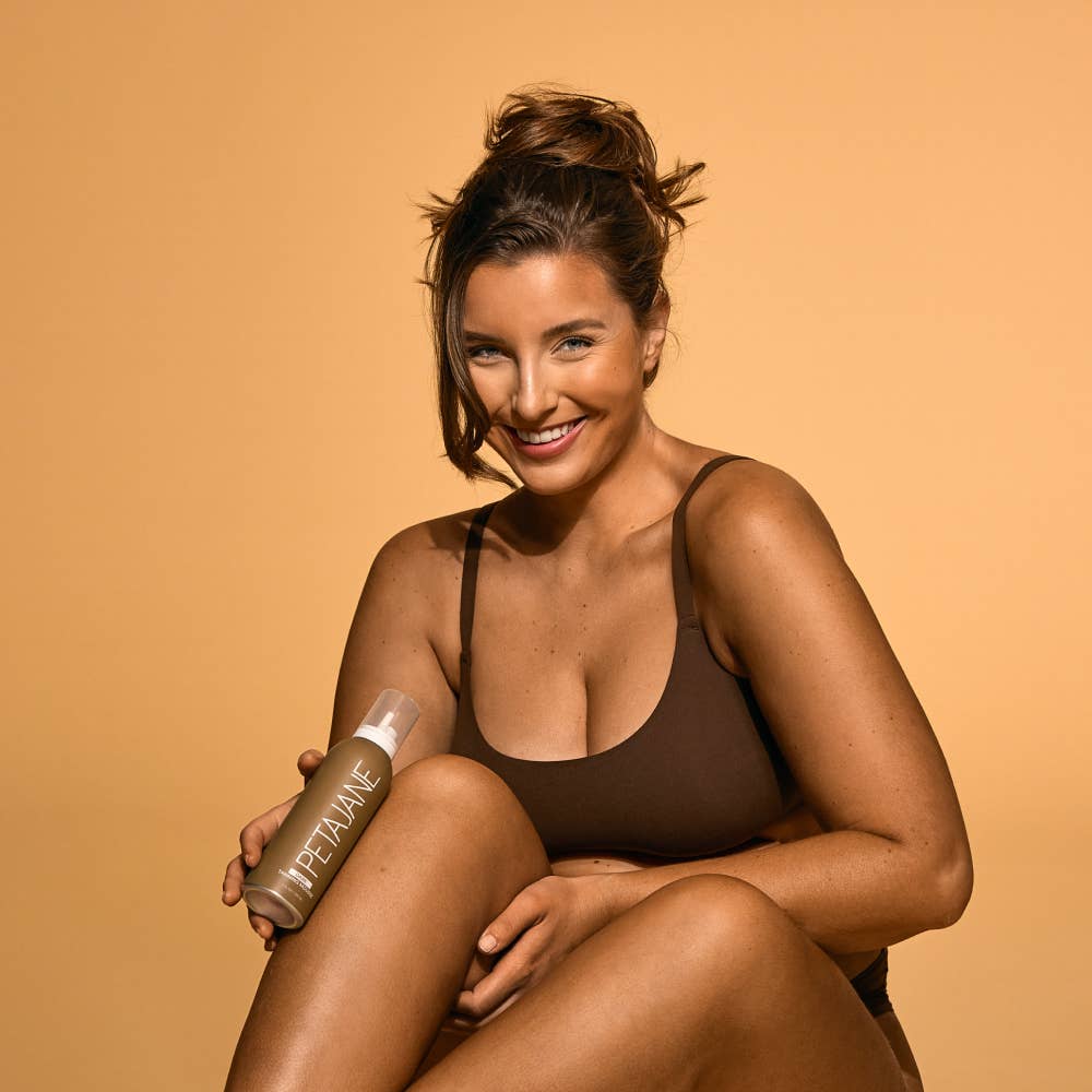 Pack of 12 - Dark Self-Tanning Mousse - Wholesale