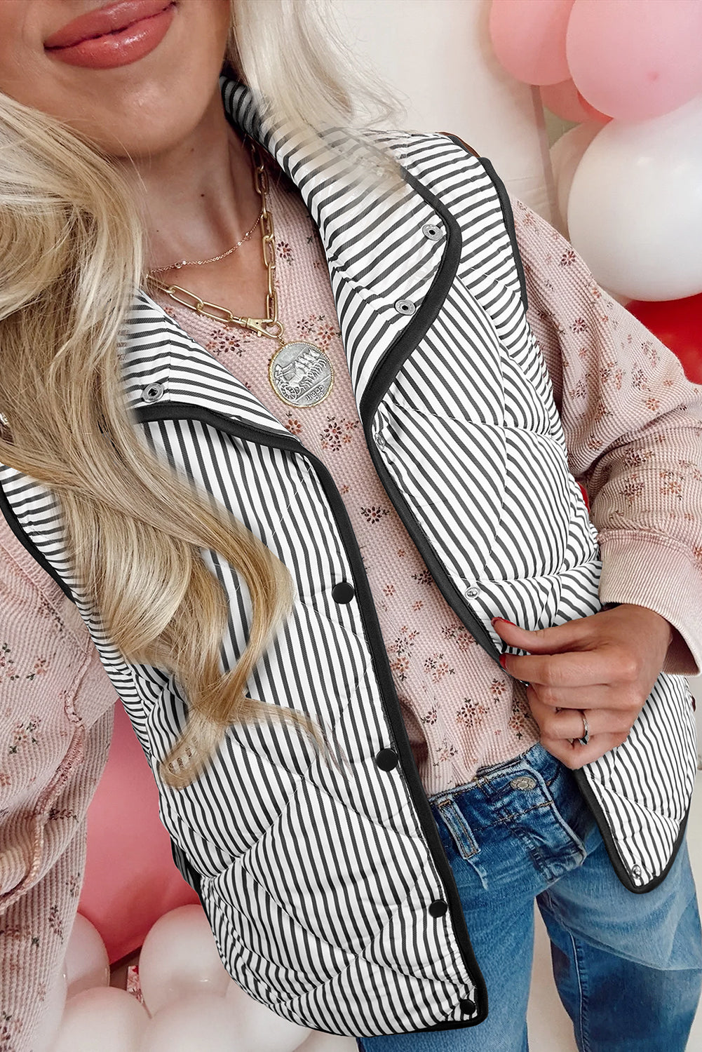 Black Striped Snap Button Scalloped Hem Winter Vest