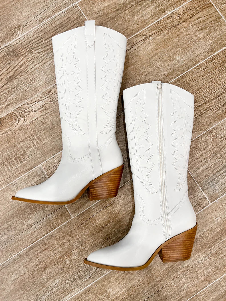 The Howdy Boots Sweater – Western Vogue Boutique