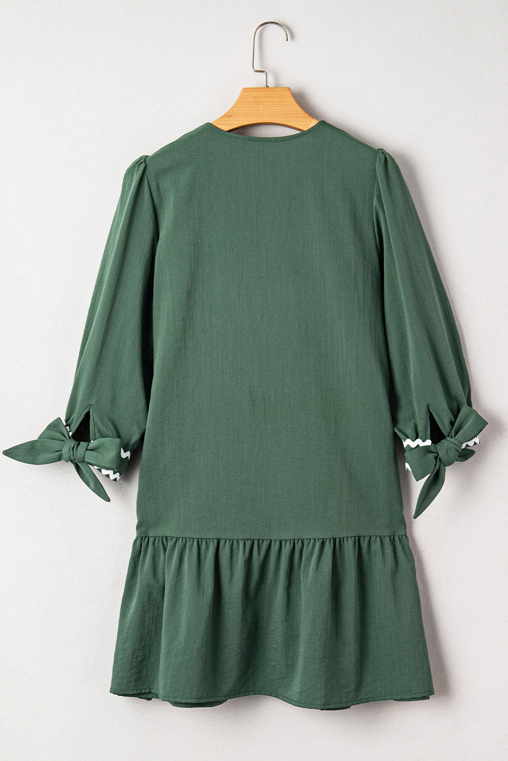 Canton Contrast Ricrac Trim Button V Neck Knotted Bracelet Sleeve Dress