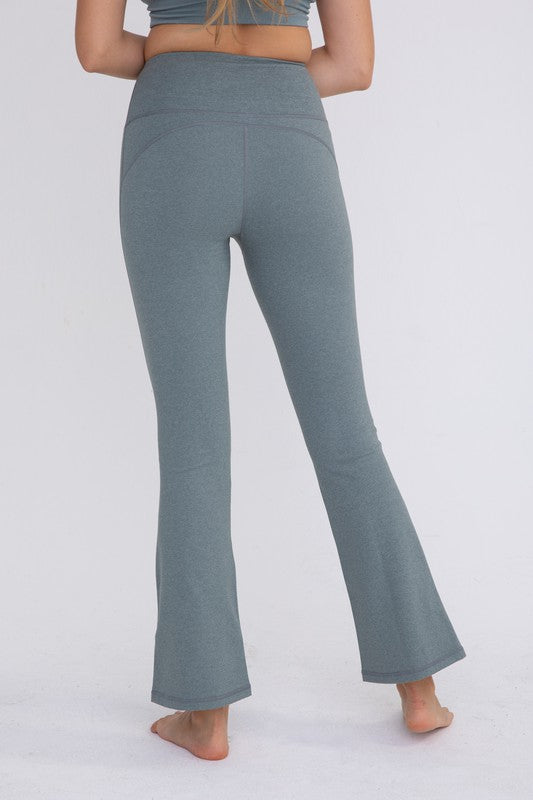 Flare Swoop Back High-Waisted Leggings MONO B