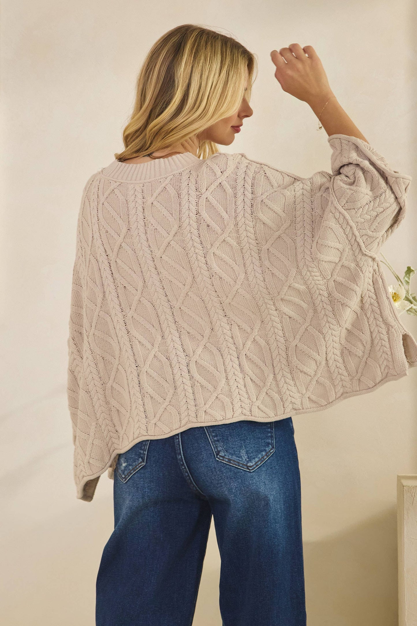 IT-10101-knitted sailors knot round neck l/s sweater