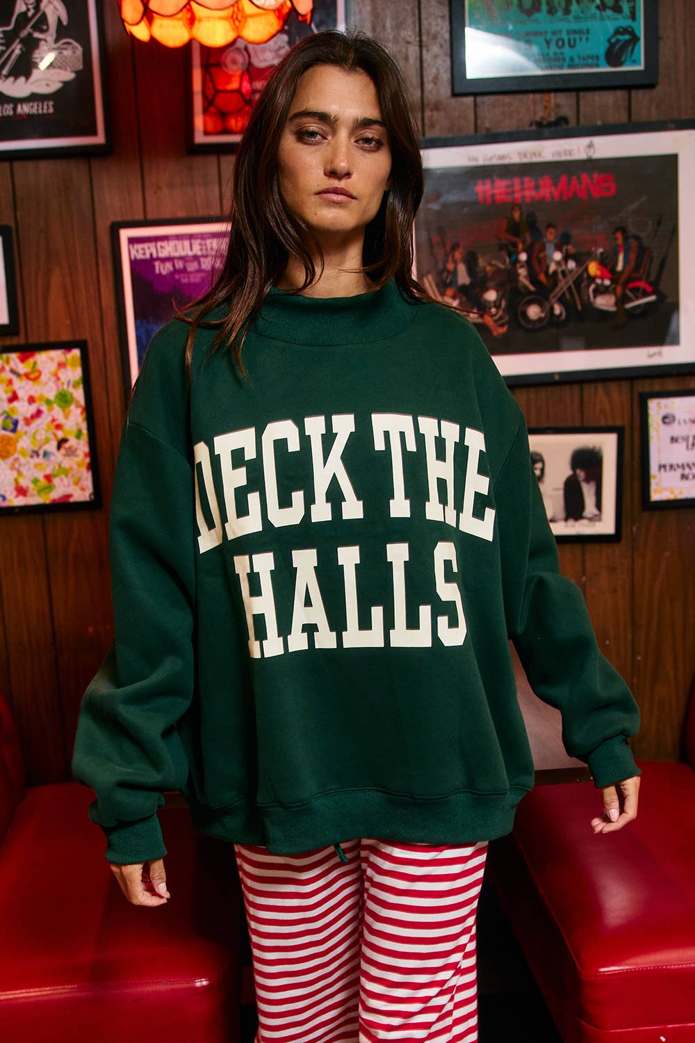 DECKTHEHALLS / Reversible Mock-Neck Sweatshirt
