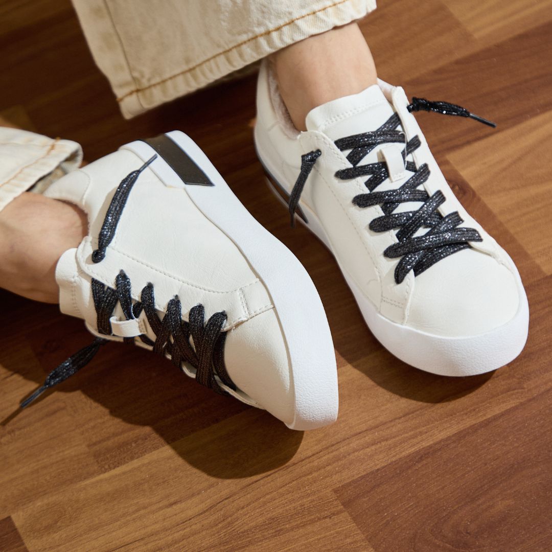 Zion Lace up Sneakers