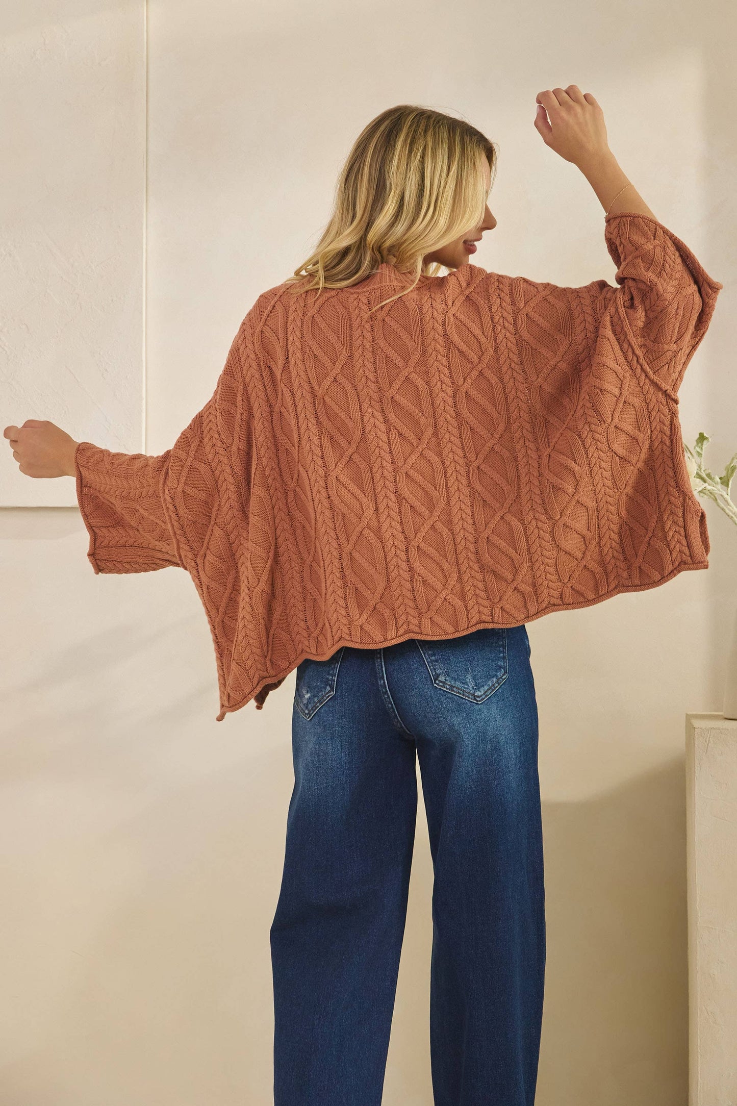 IT-10101-knitted sailors knot round neck l/s sweater
