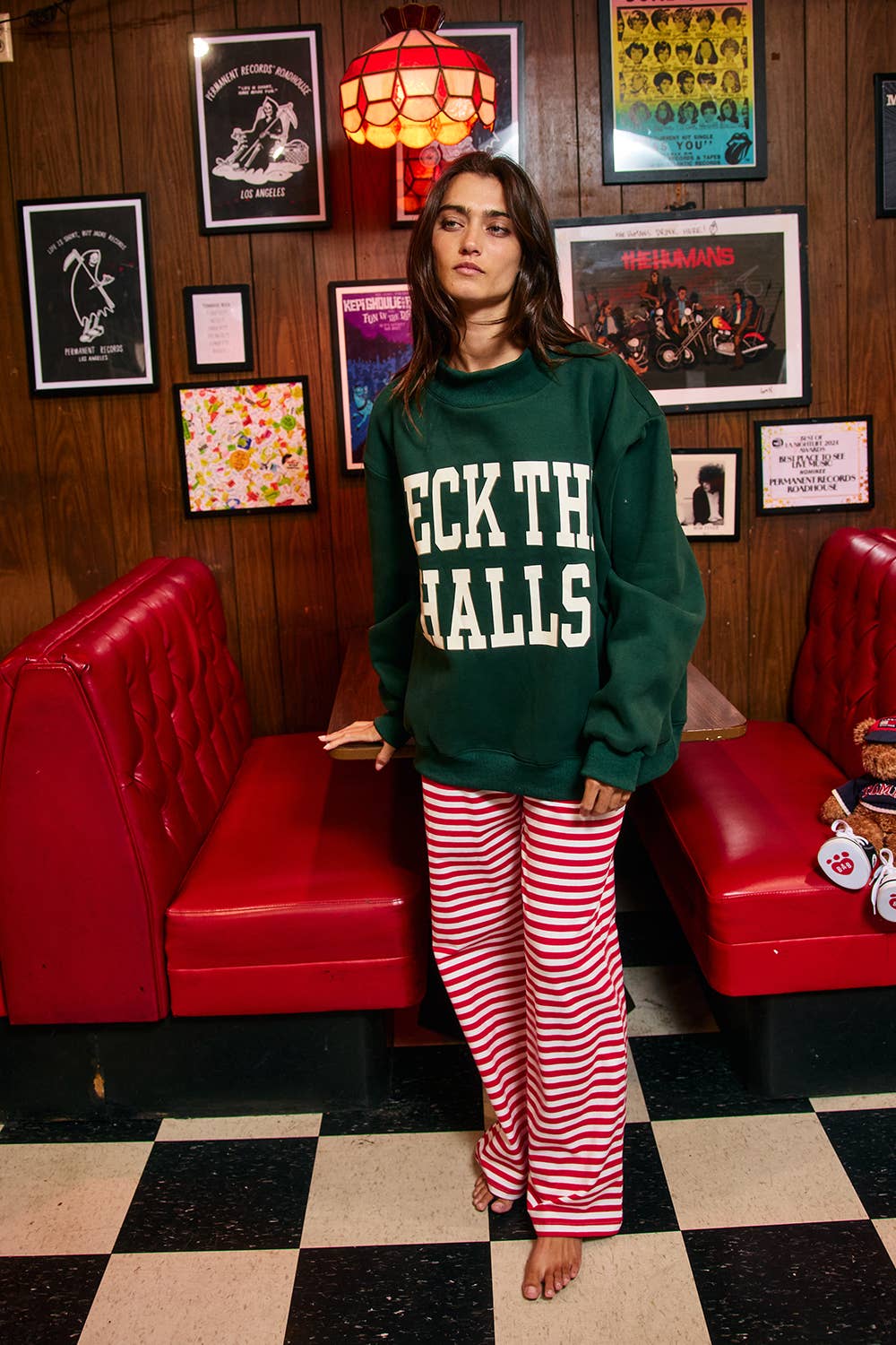 DECKTHEHALLS / Reversible Mock-Neck Sweatshirt
