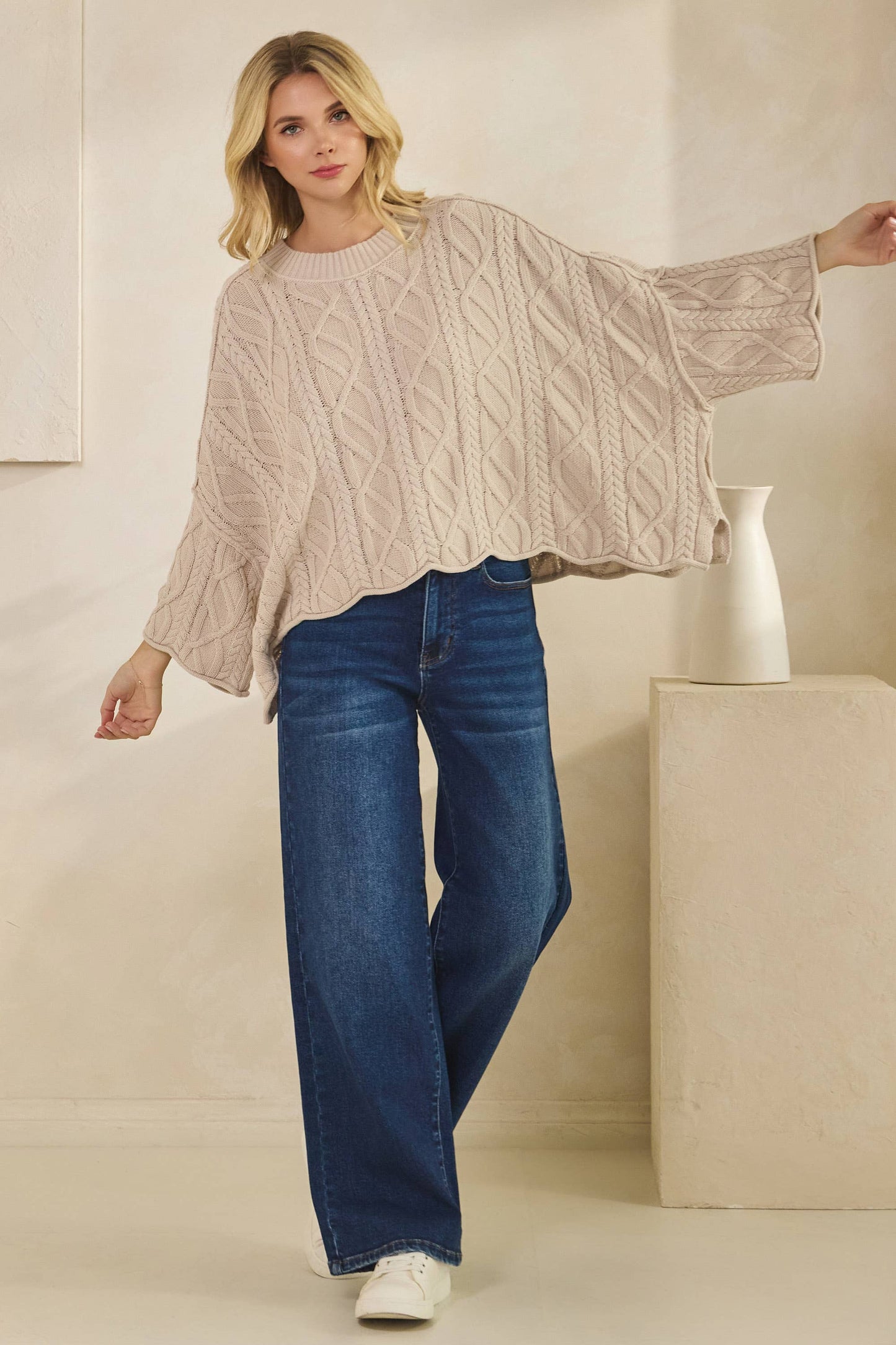 IT-10101-knitted sailors knot round neck l/s sweater