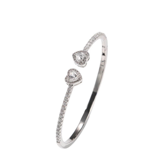 Dreamy Heart Charm Bangle